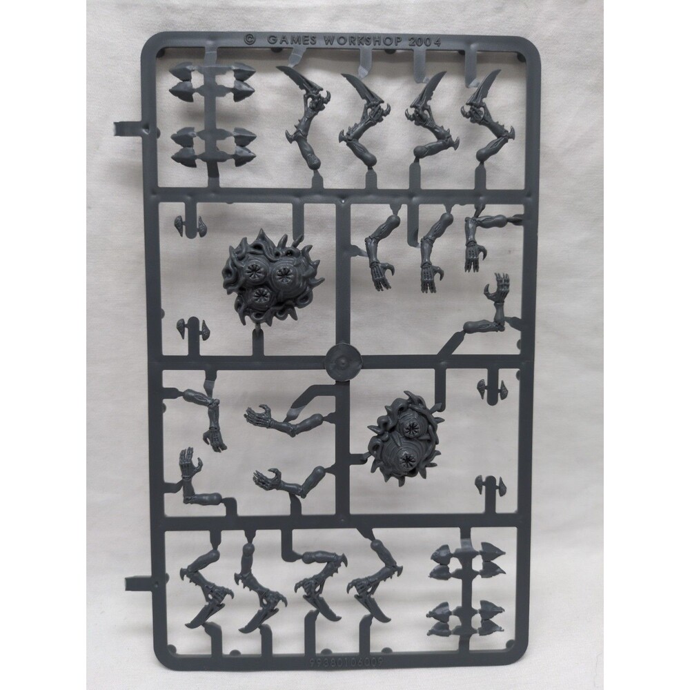 Tryanid Genestealer Warhammer 40k Sprue 2004
